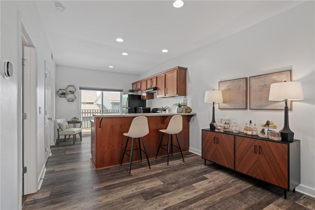 1152 NE Beacon Hill Lane Unit: 2