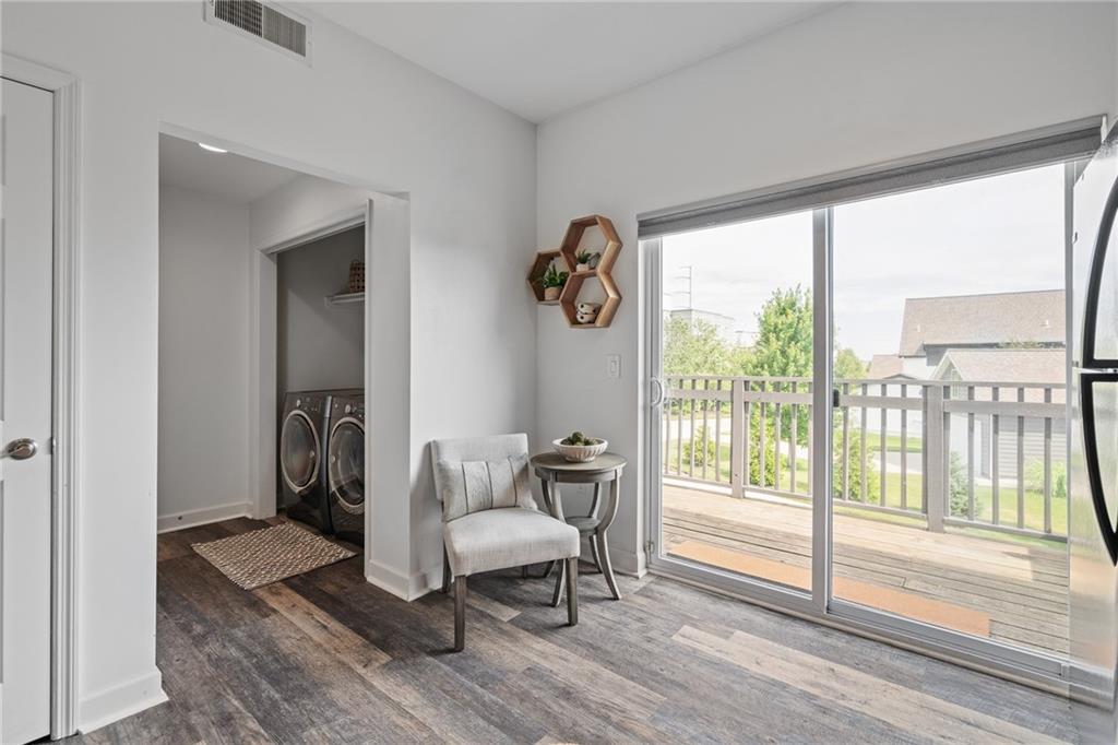 1152 NE Beacon Hill Lane Unit: 2