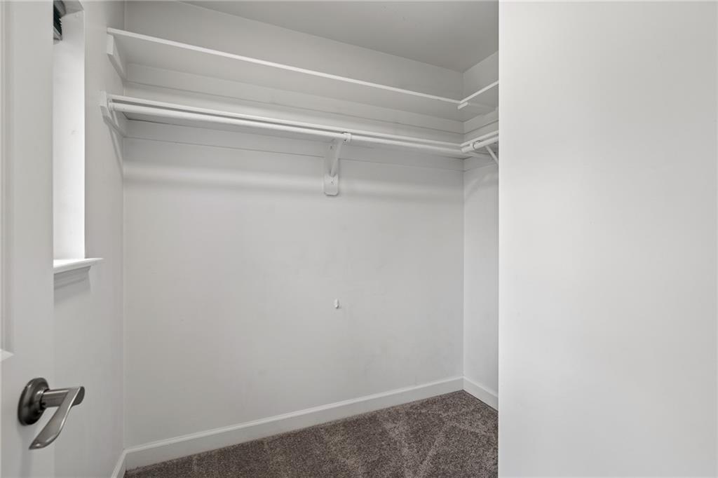 1152 NE Beacon Hill Lane Unit: 2