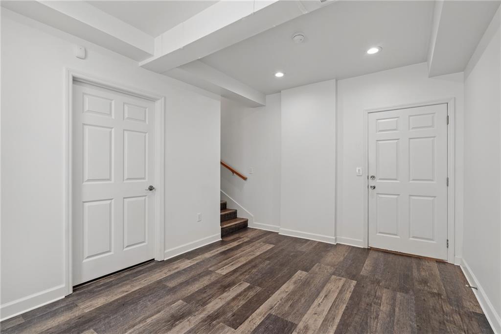 1152 NE Beacon Hill Lane Unit: 2