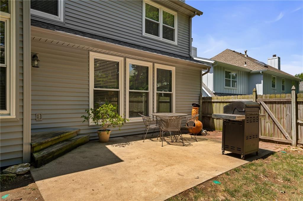 8341 Greenwood Circle