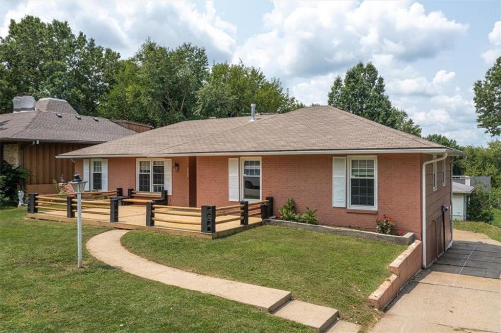 2532 N 73rd Street