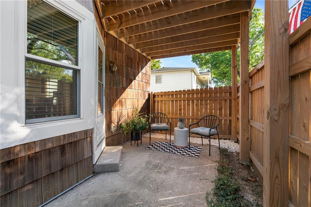 8337 Lowell Avenue Unit: 2