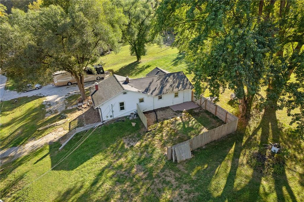 4232 N 79th Street
