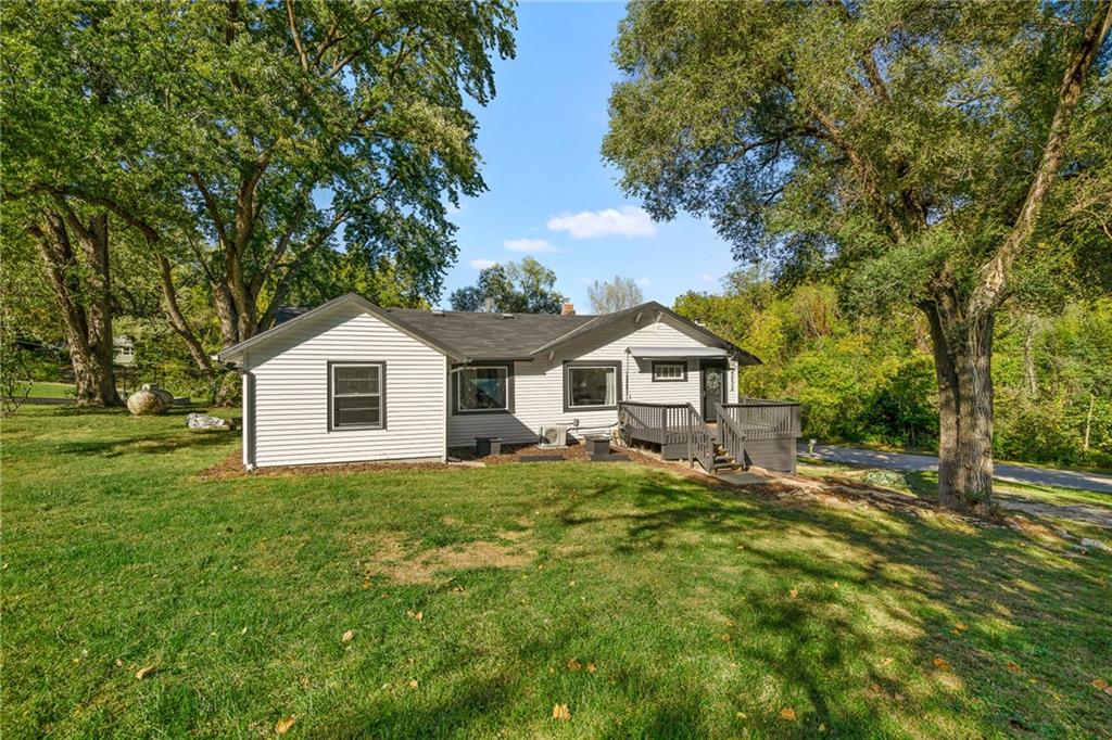 4232 N 79th Street