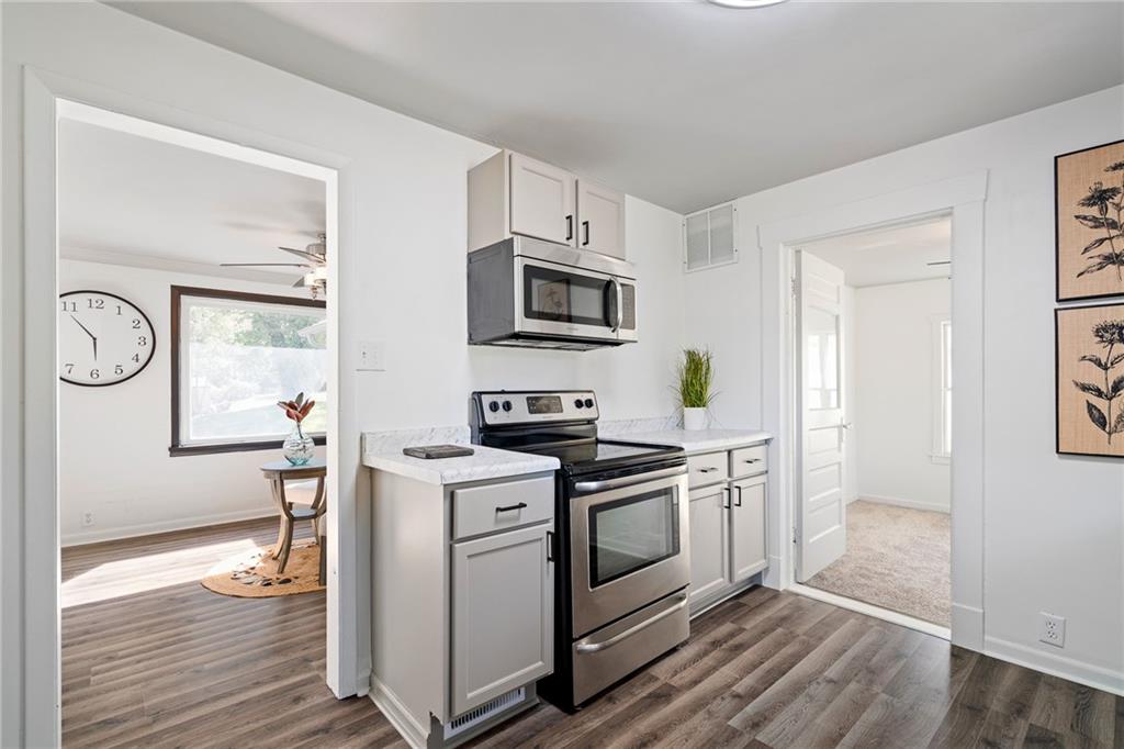 4232 N 79th Street