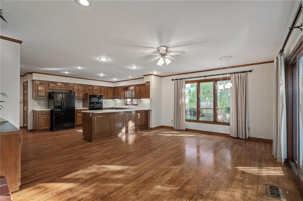 12720 Pawnee Lane