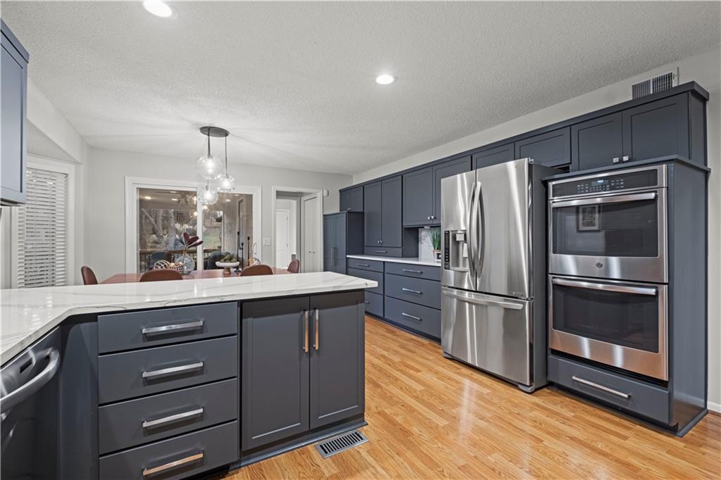 3905 W 124th Street
