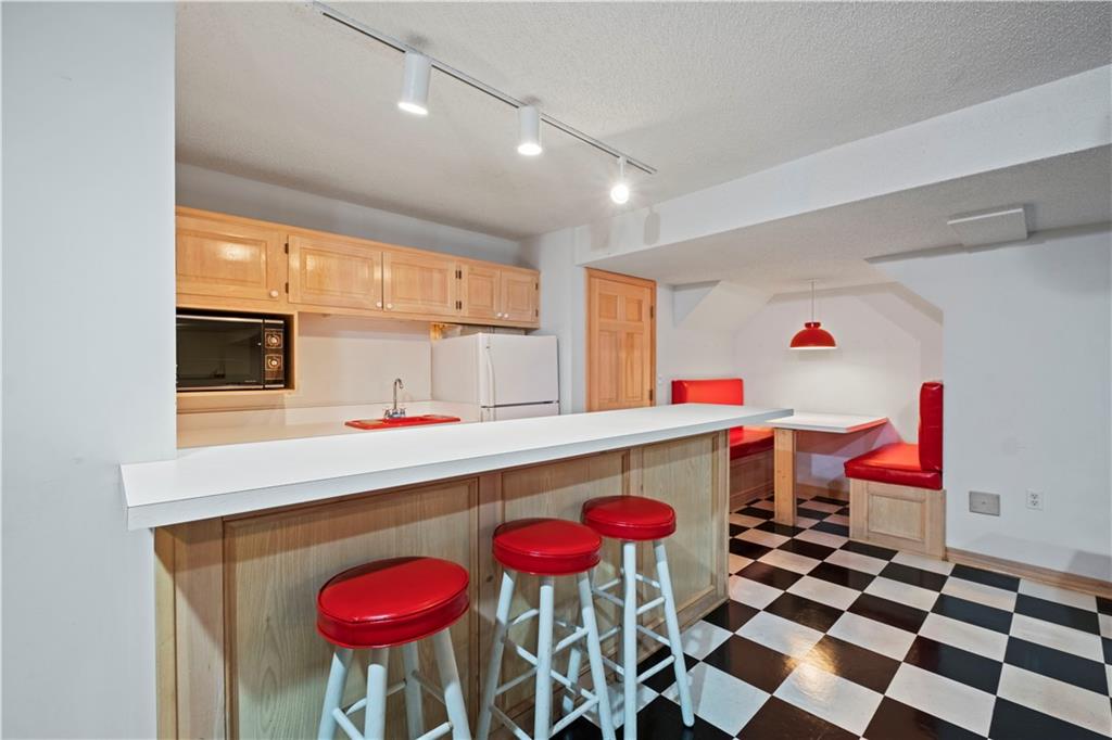 3905 W 124th Street