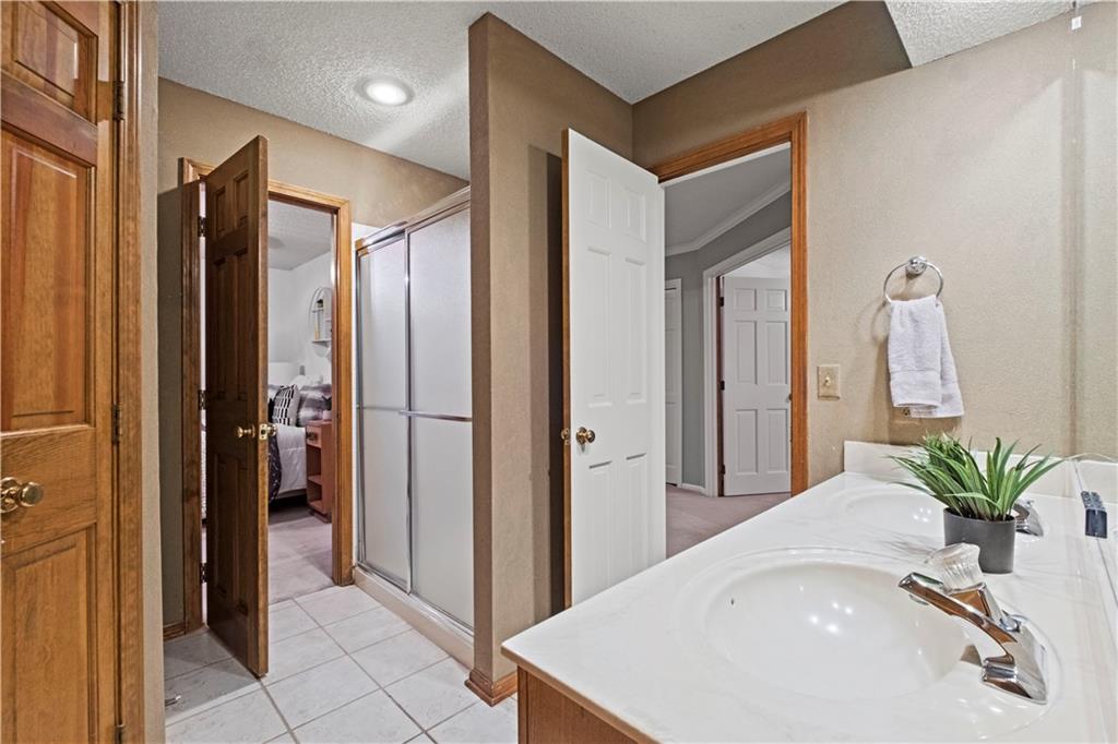 3905 W 124th Street