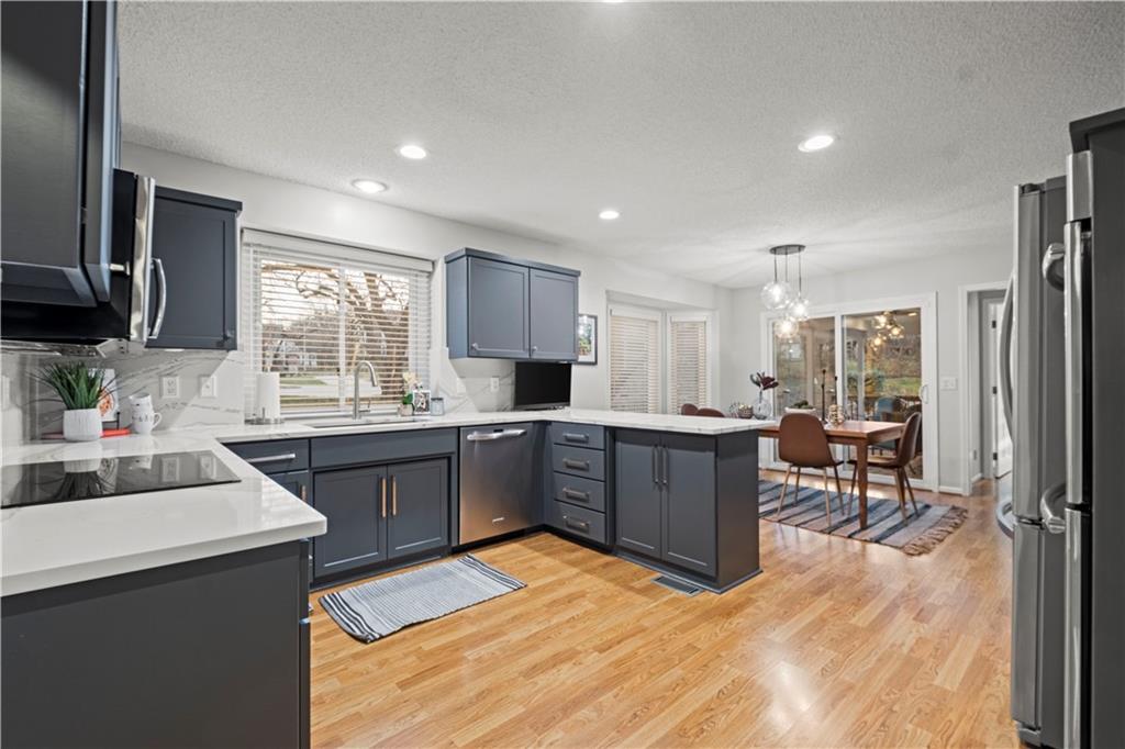 3905 W 124th Street