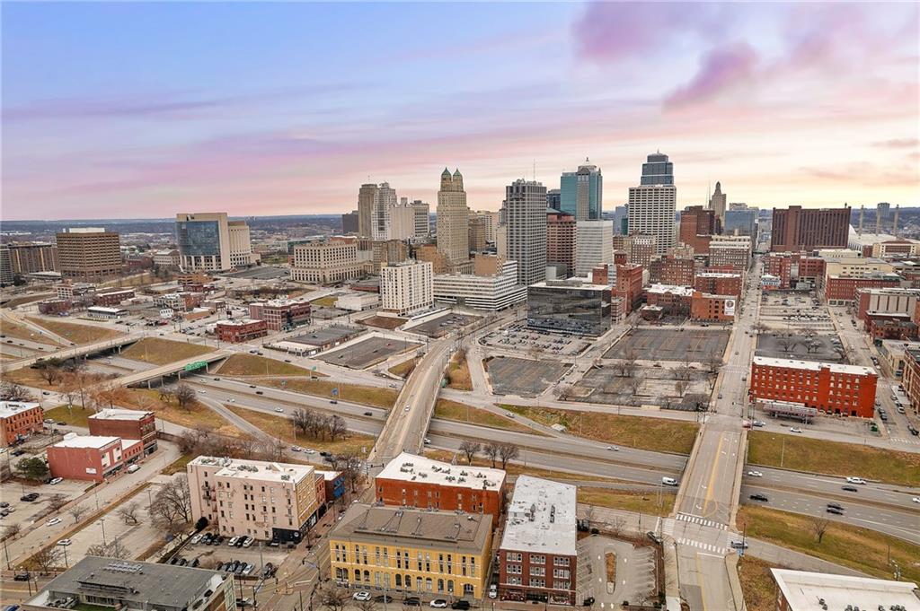 510 Delaware Street Unit: 301