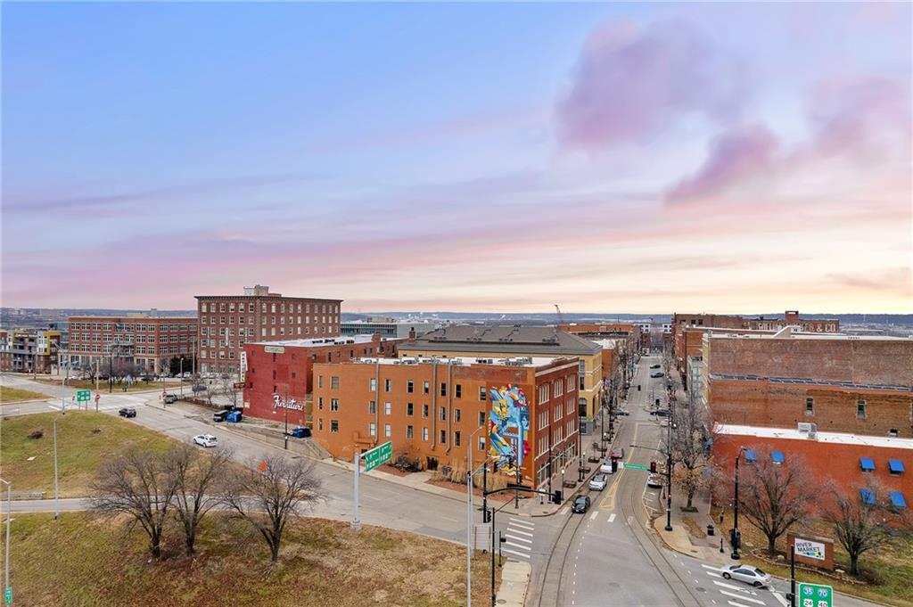 510 Delaware Street Unit: 301