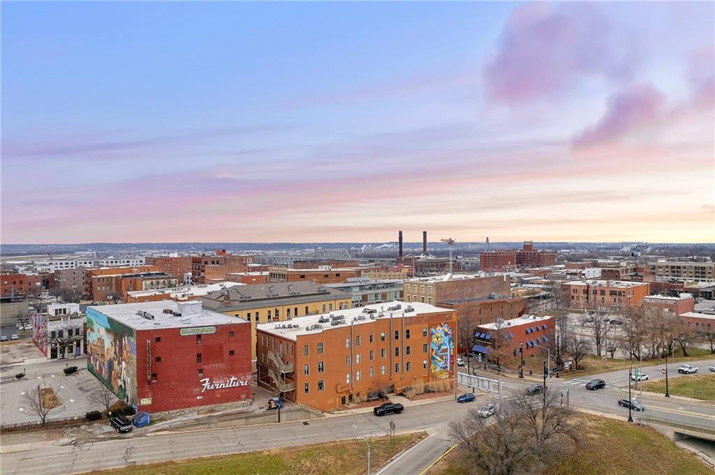 510 Delaware Street Unit: 301