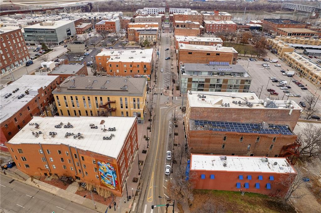510 Delaware Street Unit: 301
