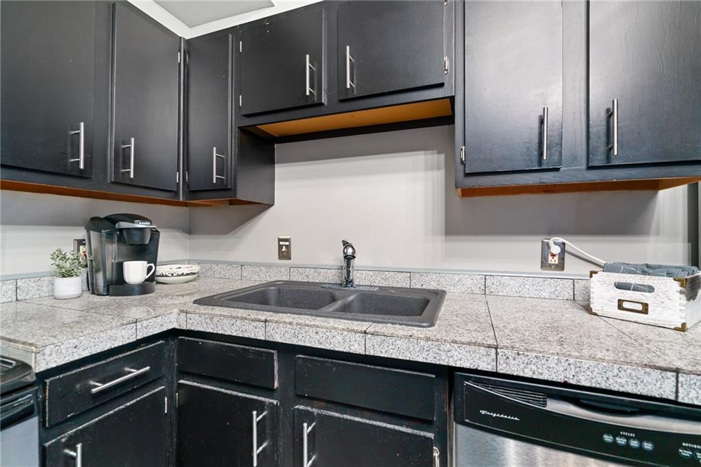 510 Delaware Street Unit: 301