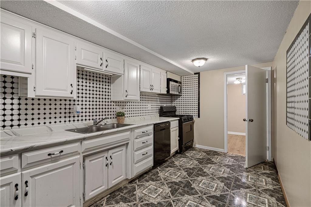 2532 N 73rd Street