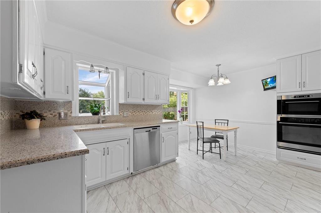 3511 NE 61st Terrace