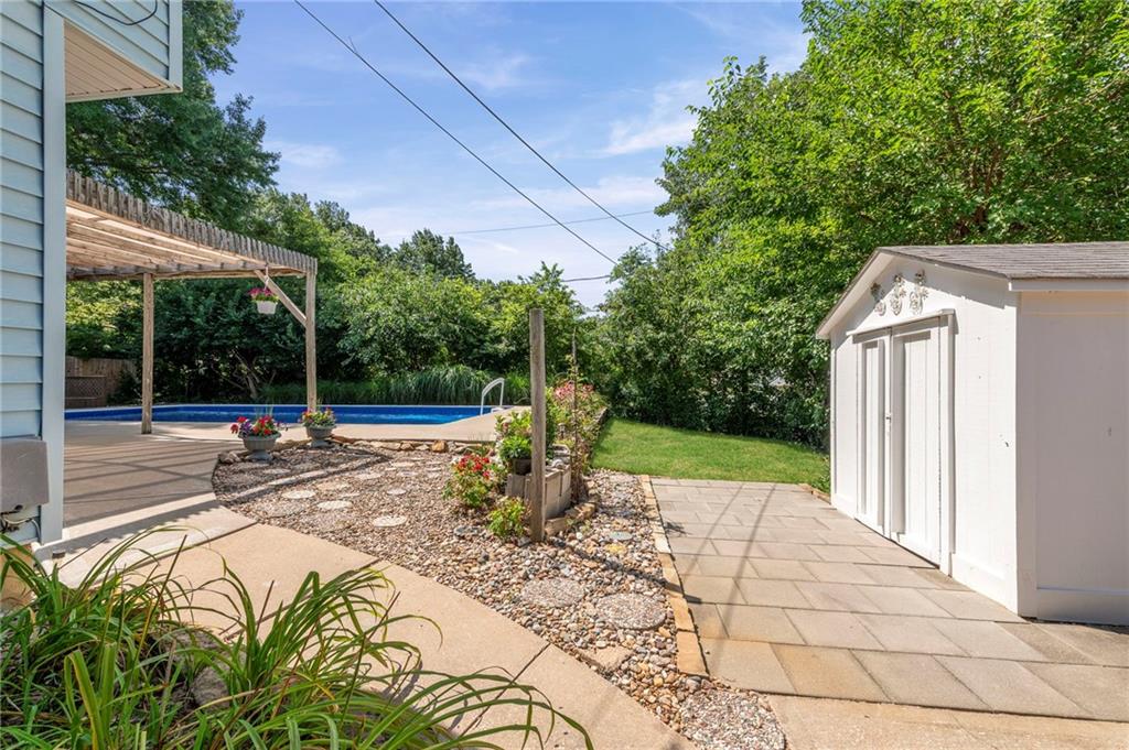 3511 NE 61st Terrace