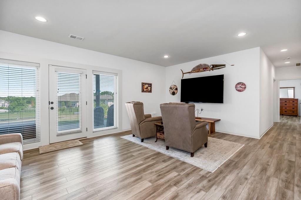 8319 Pickering Street