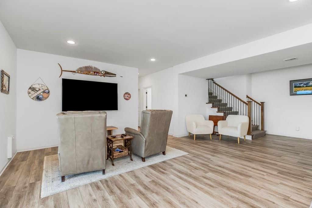 8319 Pickering Street