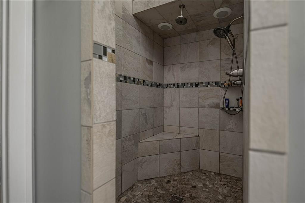 13804 Alhambra Street