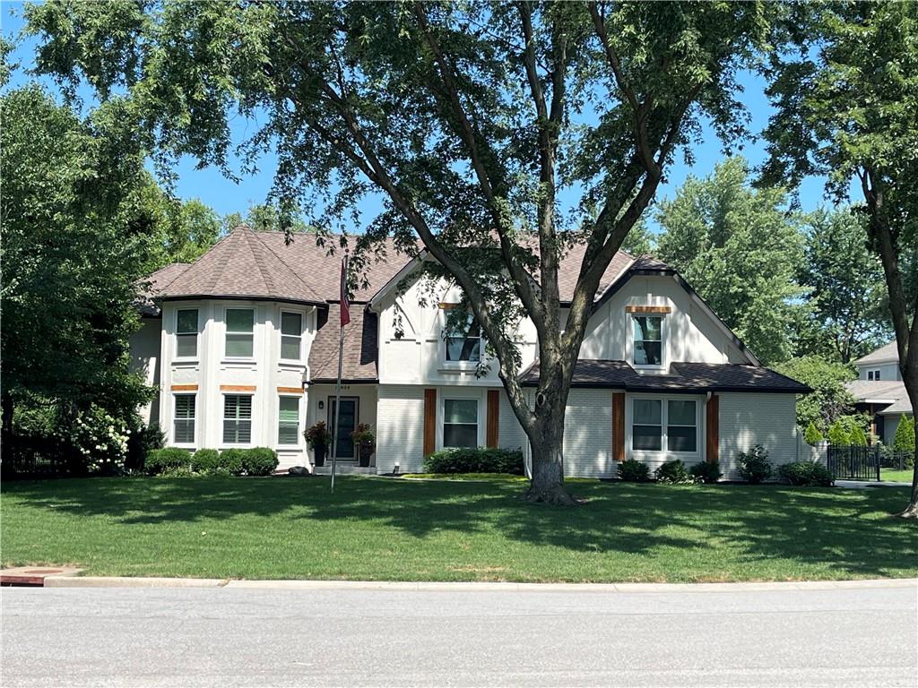 13804 Alhambra Street