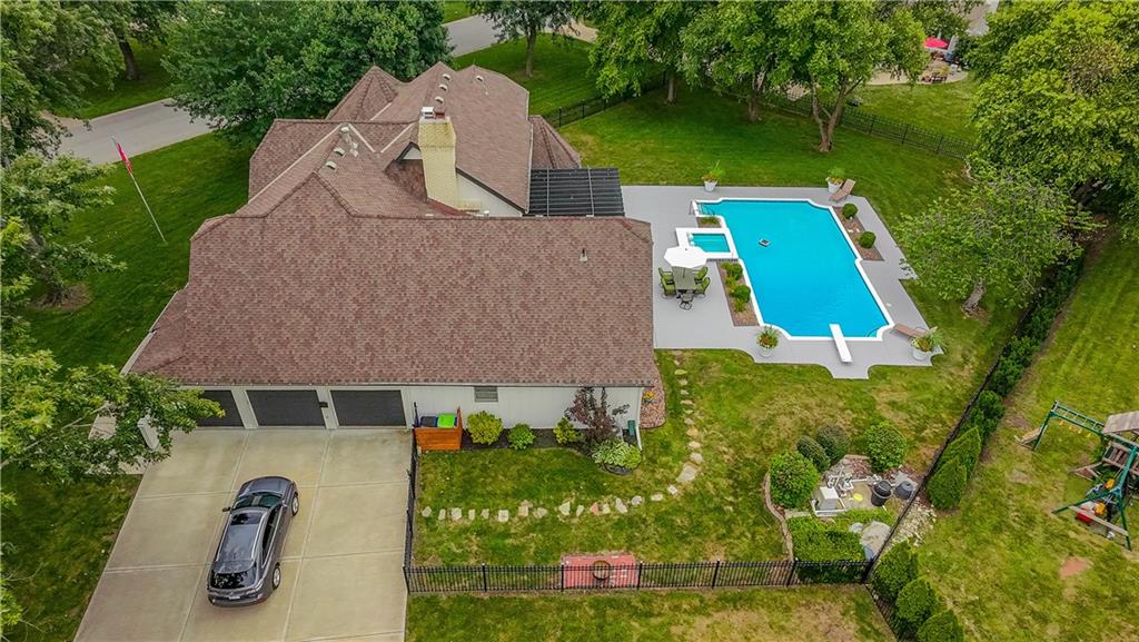 13804 Alhambra Street