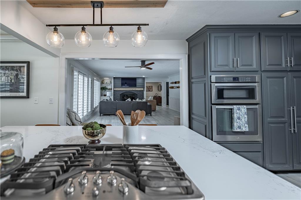 13804 Alhambra Street