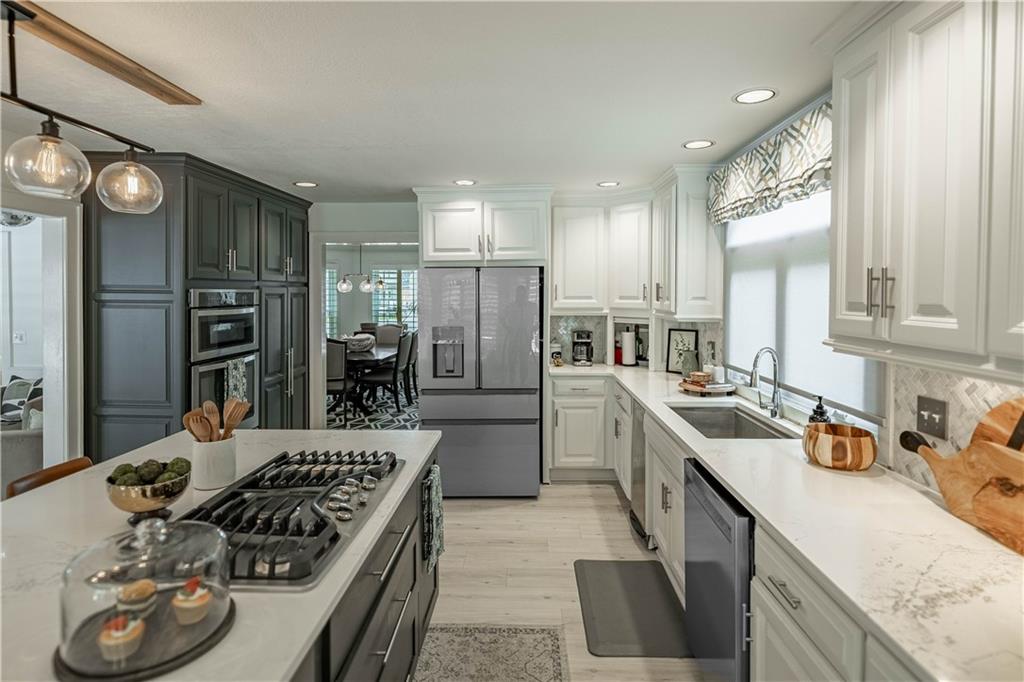 13804 Alhambra Street