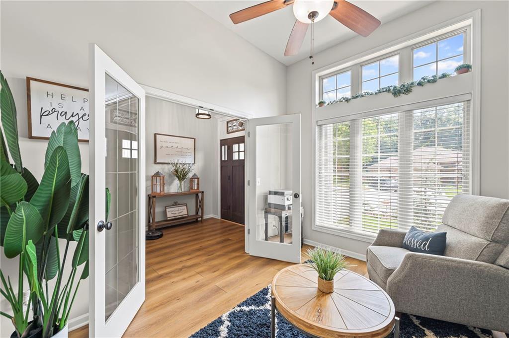 5254 N Walnut Street