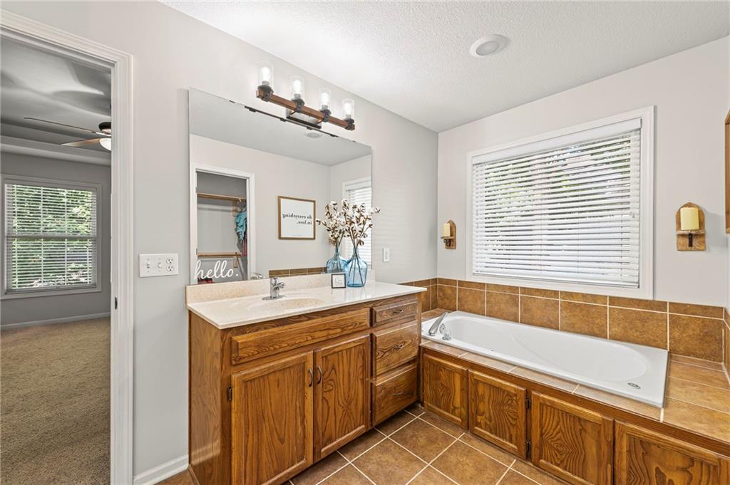 5254 N Walnut Street