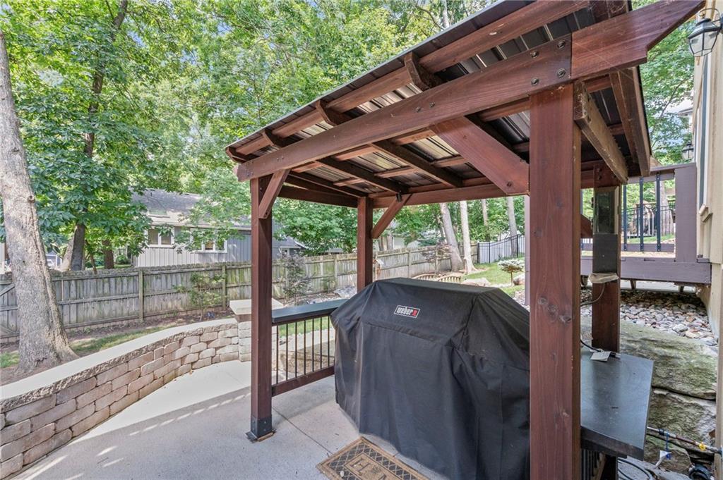 5254 N Walnut Street