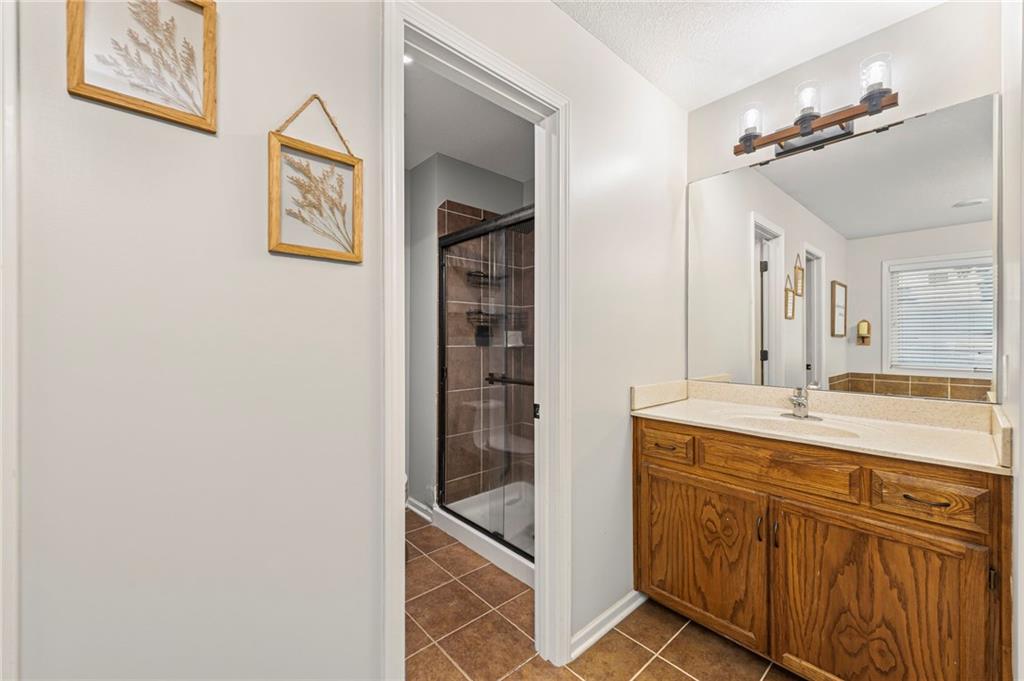 5254 N Walnut Street