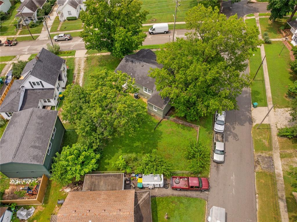 249 Allcutt Avenue