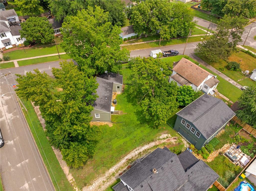 249 Allcutt Avenue