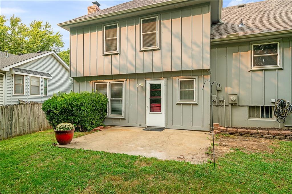 1917 E Jamestown Drive