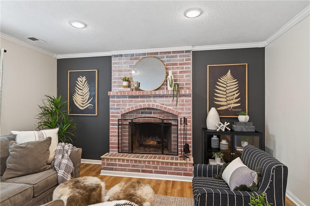 1917 E Jamestown Drive