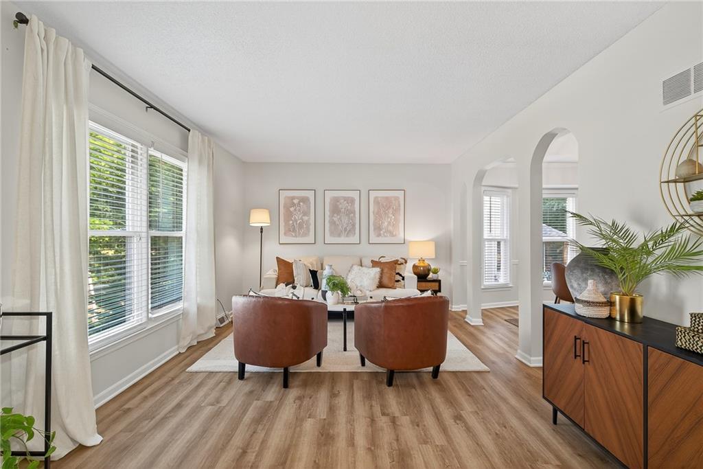 1917 E Jamestown Drive