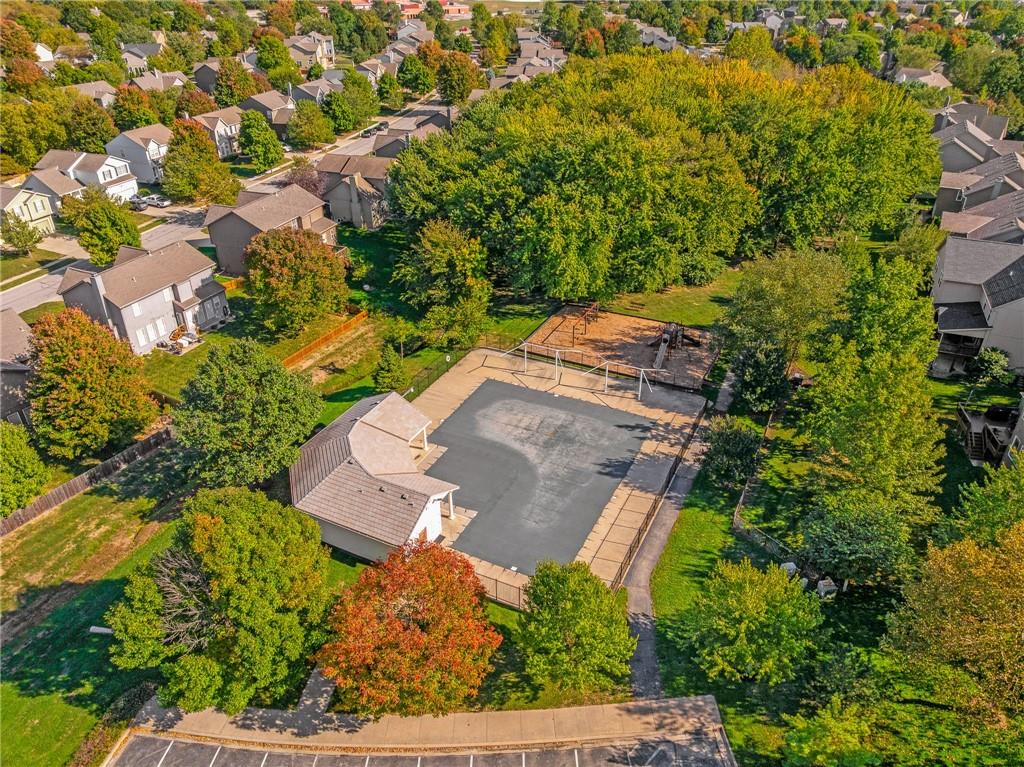 16247 S Avalon Street