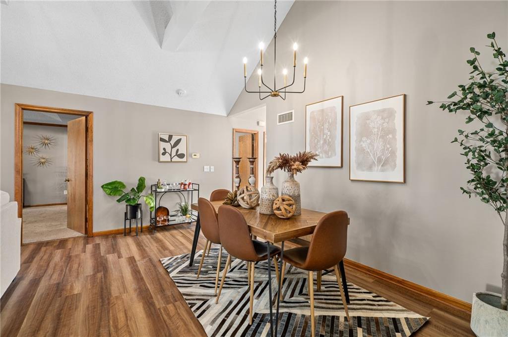 8531 N Chatham Circle