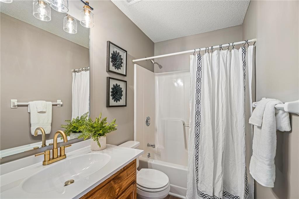 8531 N Chatham Circle