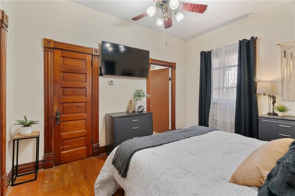 1281 Buchanan Street