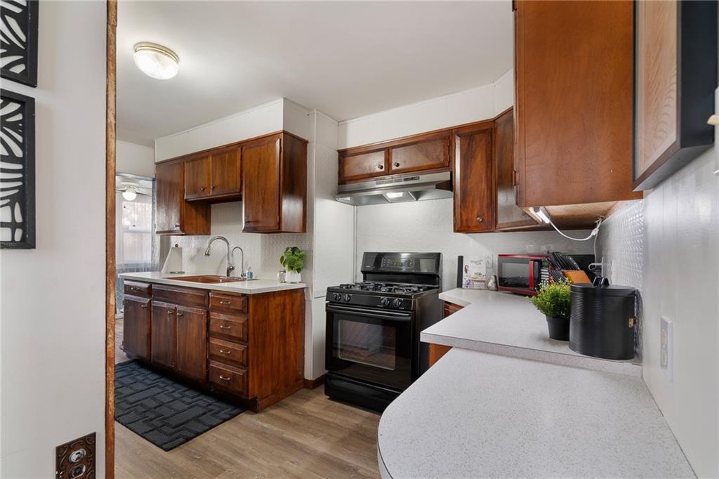 1281 Buchanan Street