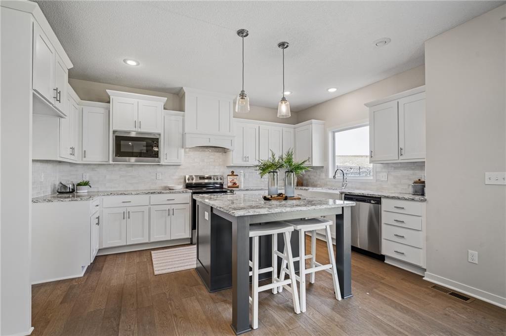 19444 W 114th Terrace