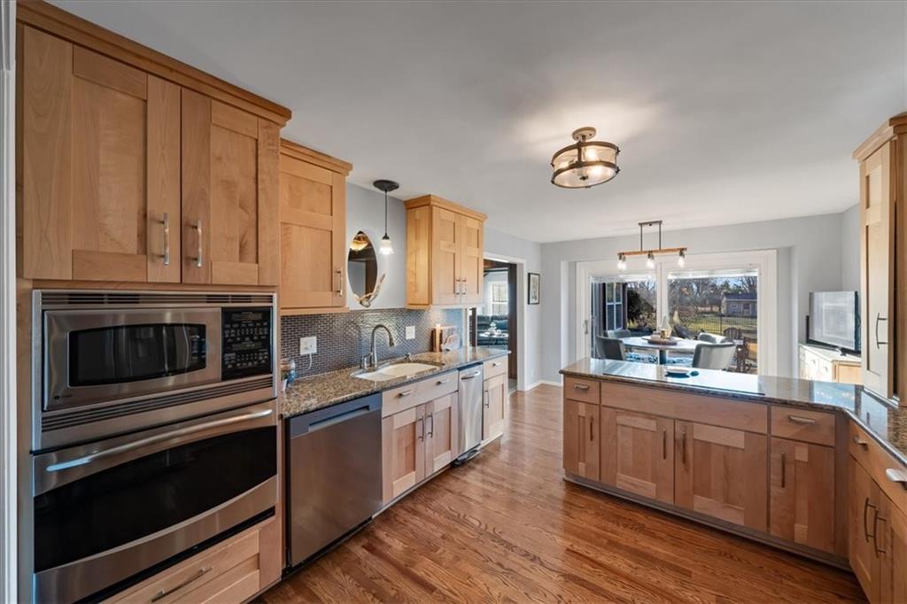 12001 W 154th Terrace