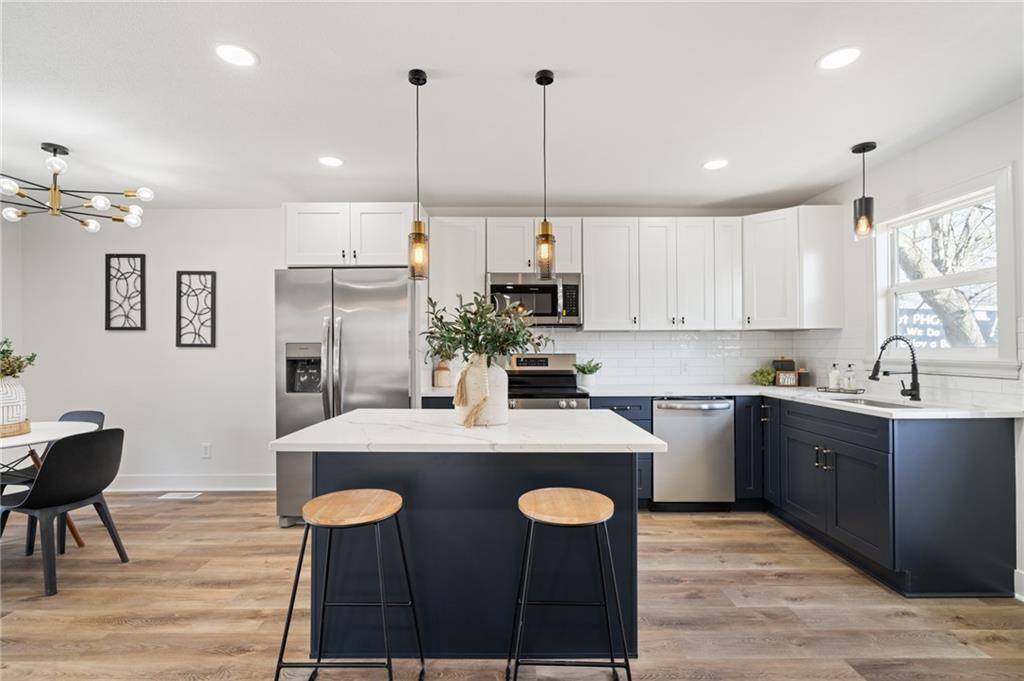 1339 S Hocker Avenue