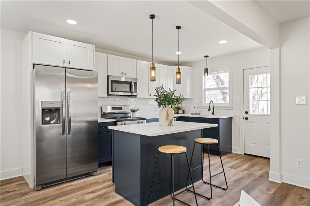 1339 S Hocker Avenue