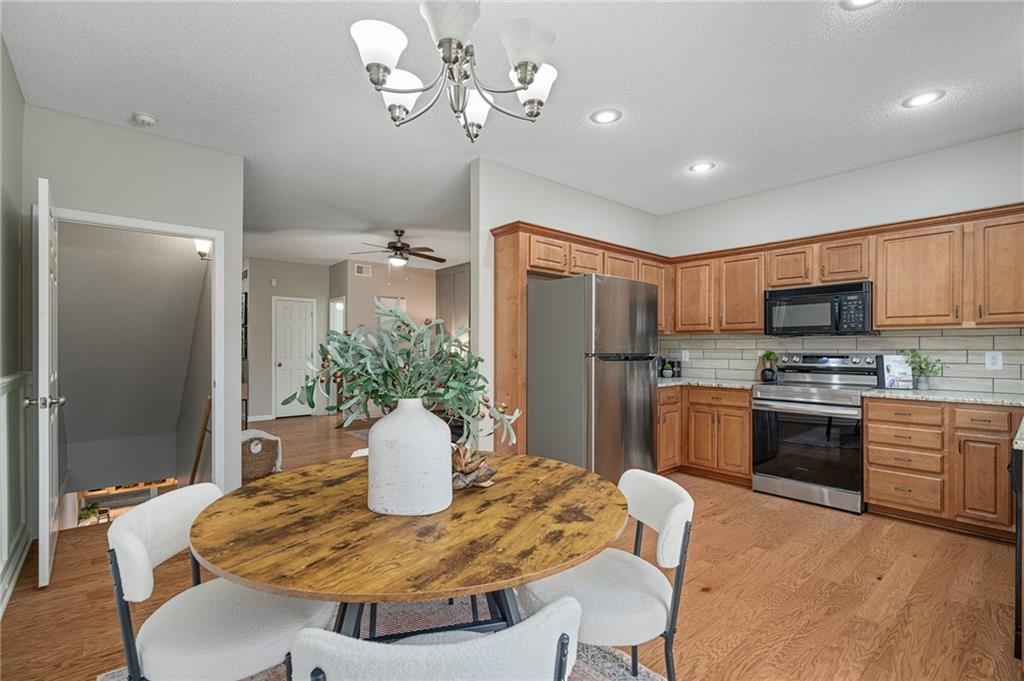 22707 W 73rd St Street