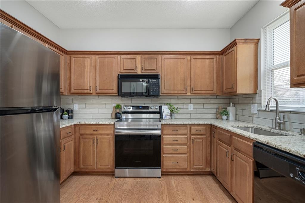 22707 W 73rd St Street